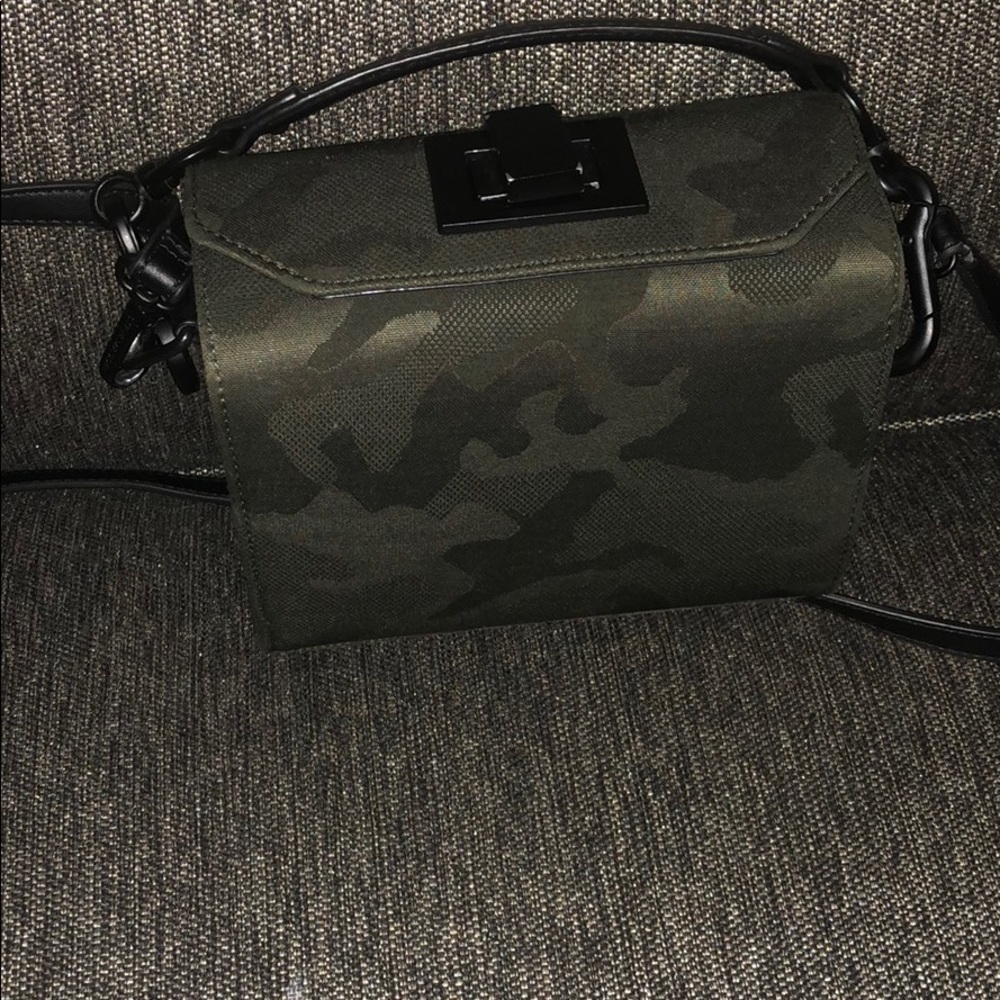 Steve Madden Crossbody